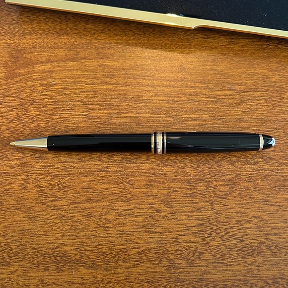 Mont Blanc Meisterstück Mechanical Pencil 165, .7mm - Picture 3 of 9